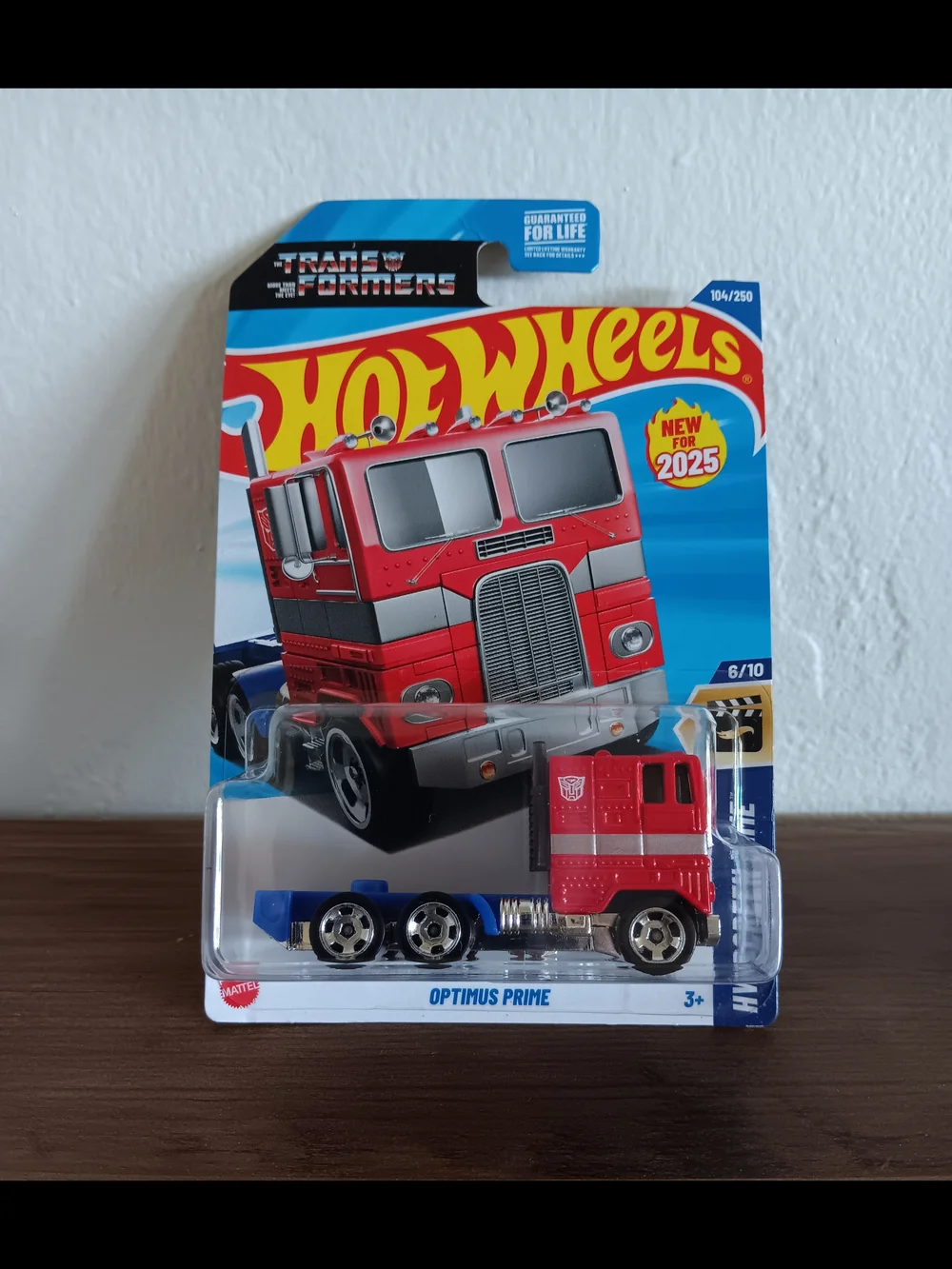 Hot Wheels Transformers Optimus Prime